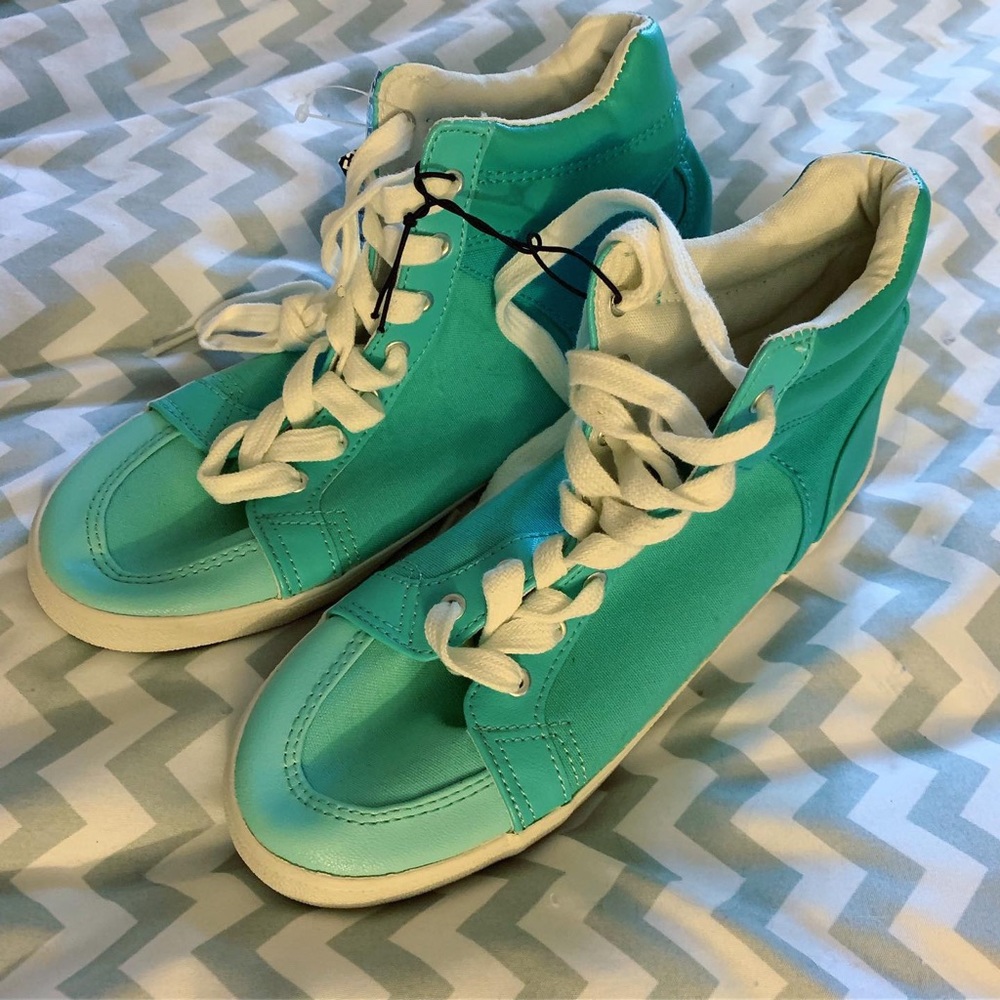 Teal high tops, NWT